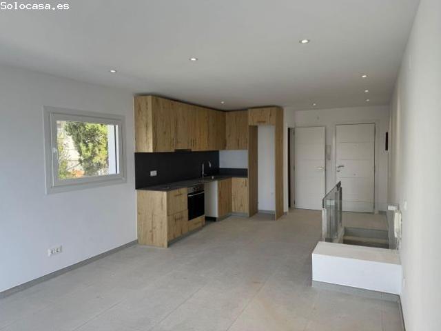 Chalet pareado exclusivo en Almadrava – Roses, con vistas infinitas al mar