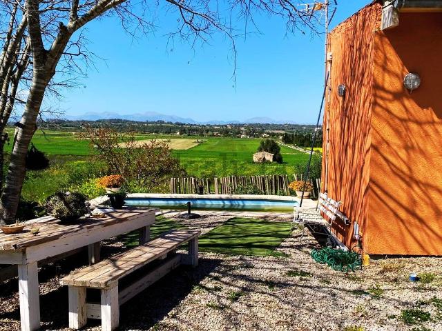 Chalet, Petra