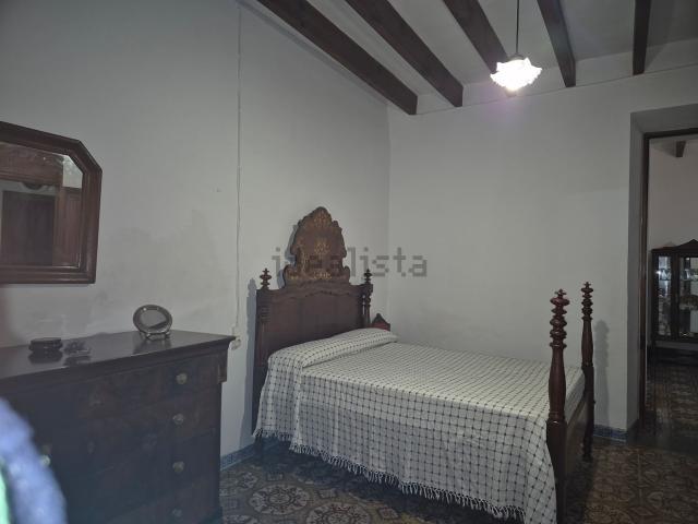 Chalet, Petra