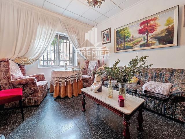 Chalet, Petrer