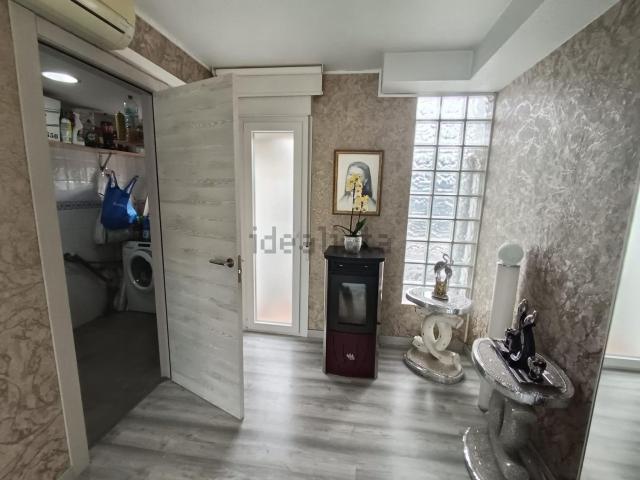 Chalet, Petrer