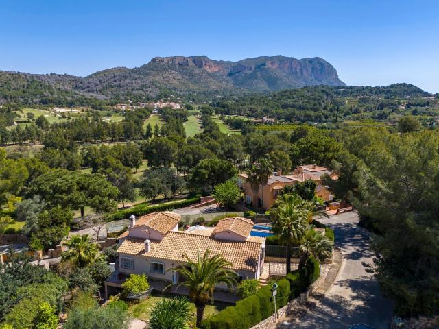 Chalet, Denia