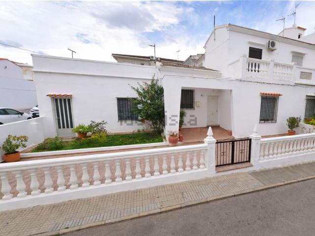 Chalet, Pego