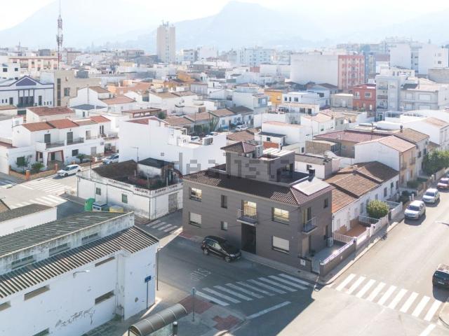 Chalet, Pego
