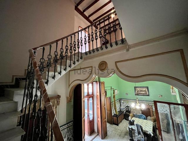 Chalet, Pego