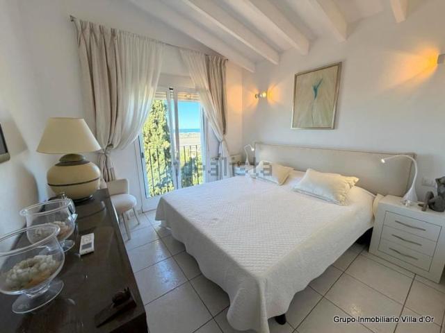 Chalet, Pego