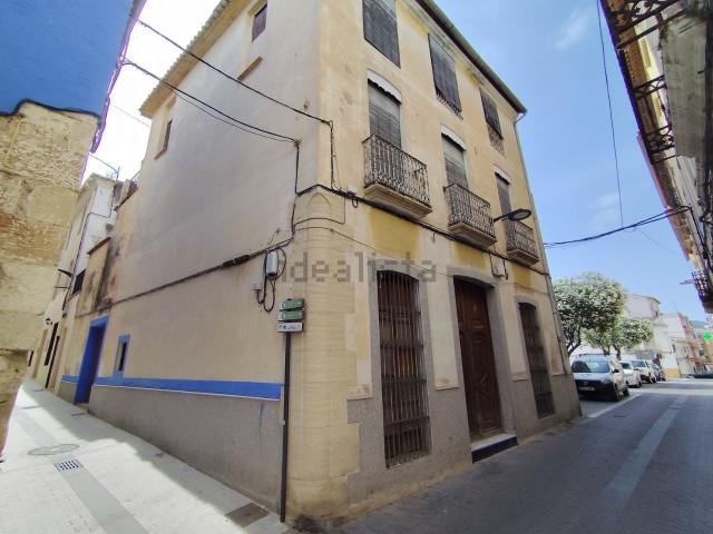 Chalet, Pego