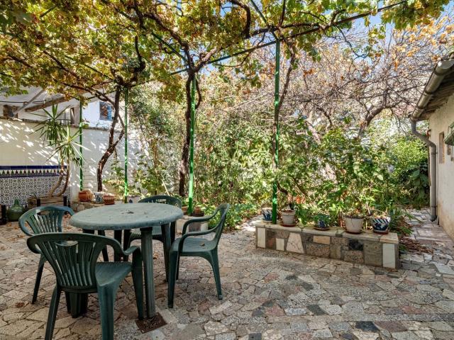 Chalet, Peligros