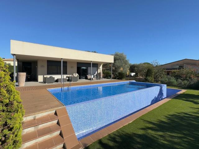 Chalet, Peralada