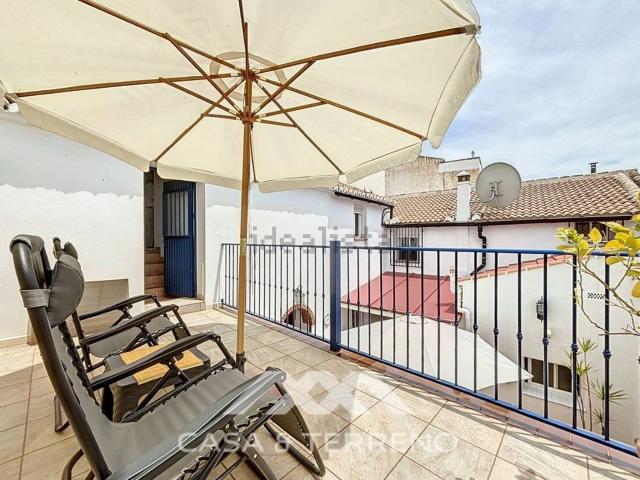 Chalet, Periana
