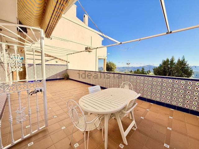 Chalet, Periana