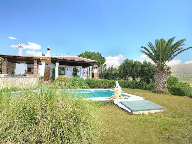 Chalet, Periana