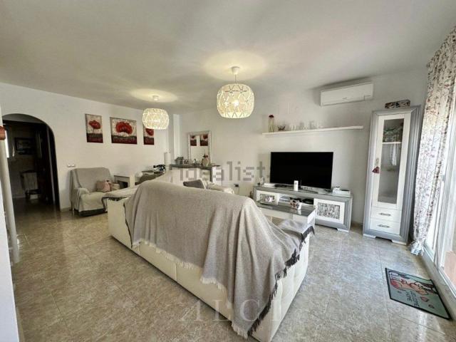 Chalet, Periana