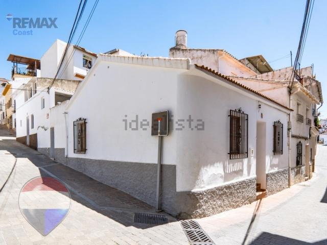 Chalet, Periana