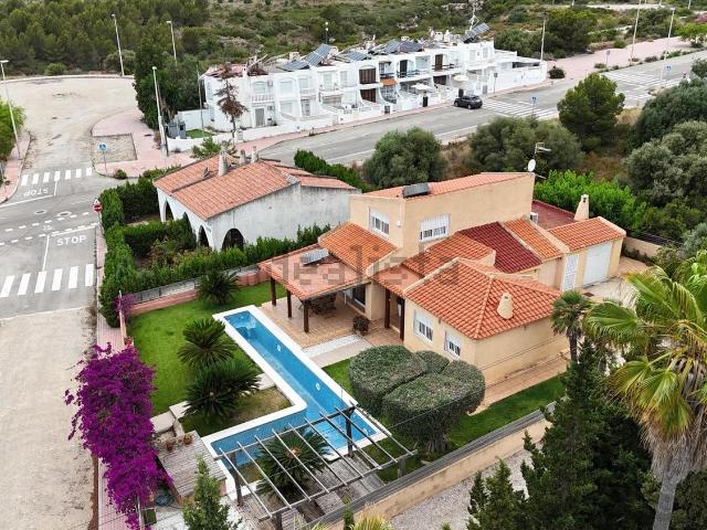Chalet, Peñíscola