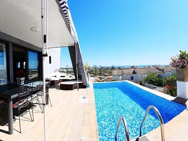 Chalet, Peñíscola