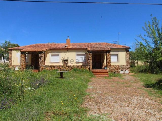 Chalet, Piedrabuena