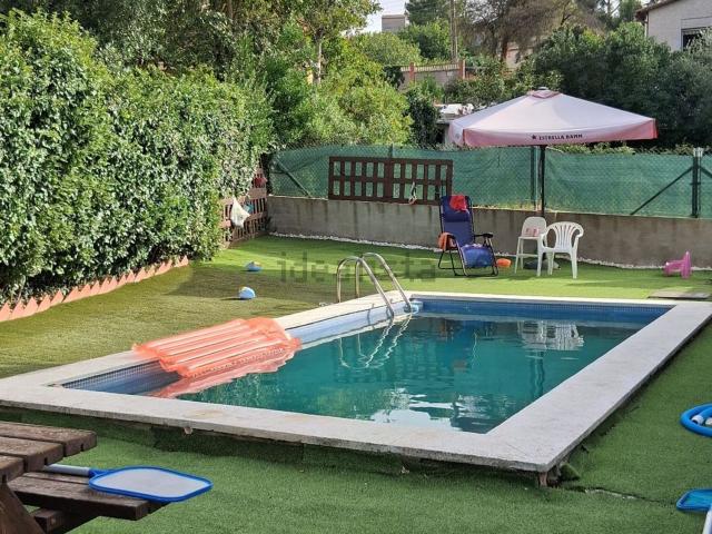 Chalet, Piera