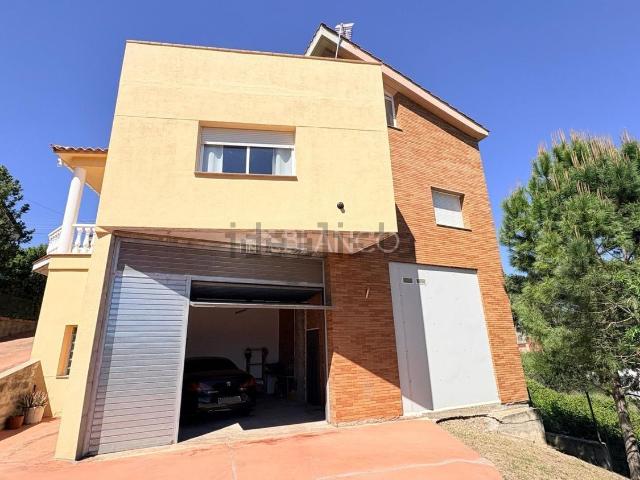 Chalet, Piera