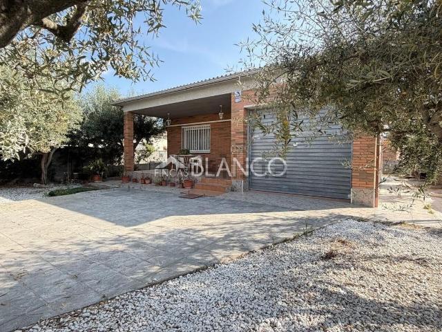 Chalet, Piera