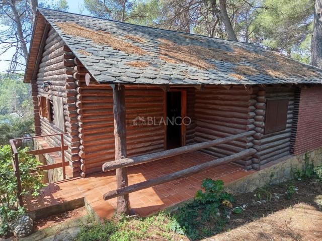 Chalet, Piera