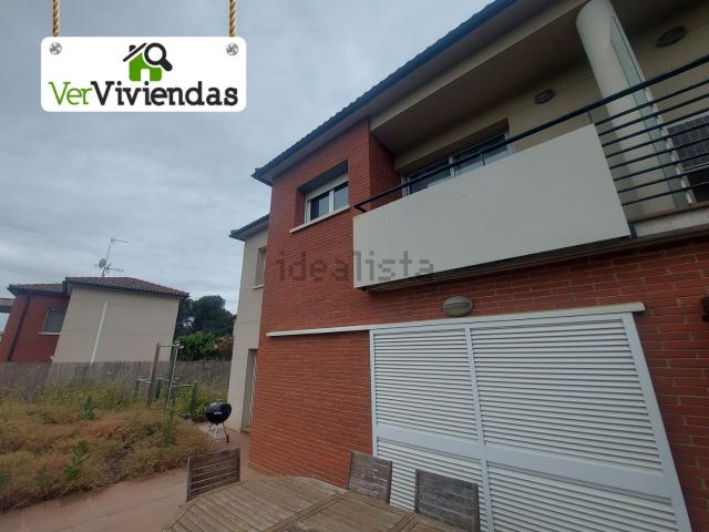 Chalet, Piera
