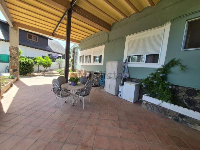 Chalet, Piera