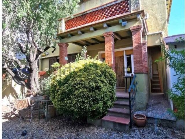 Chalet, Piera