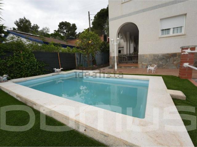 Chalet, Piera