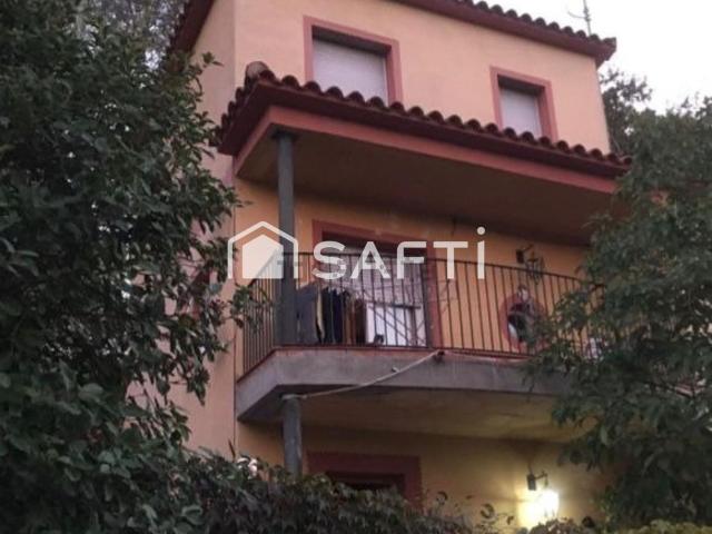 Chalet, Piera