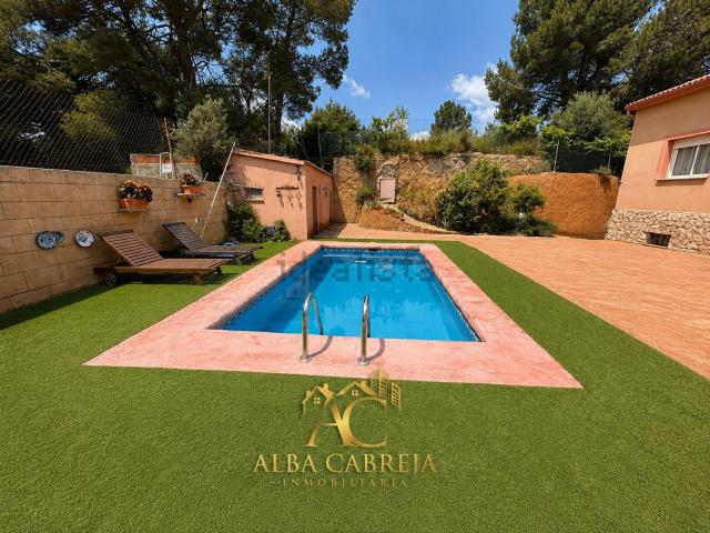 Chalet, Piera