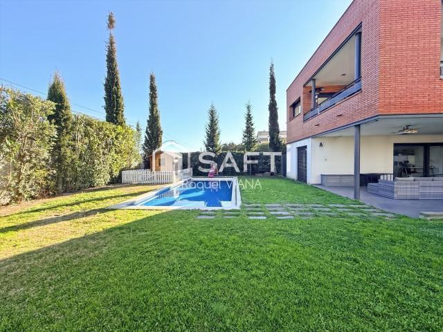 Chalet, Piera