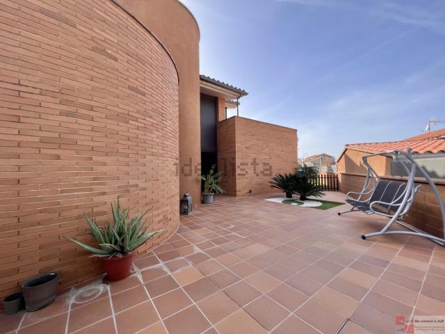Chalet, Piera