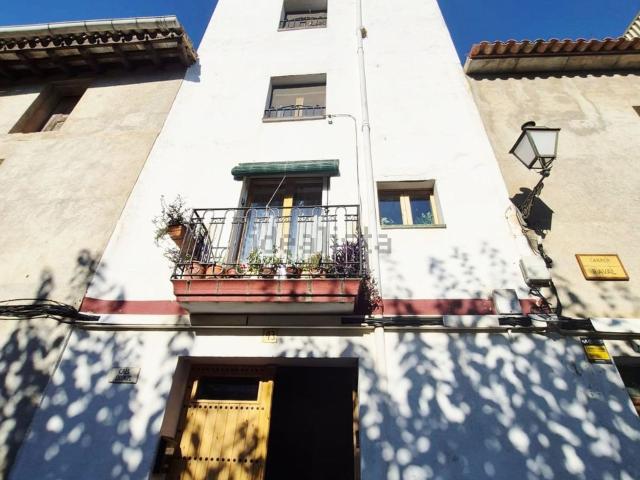 Chalet, Piera