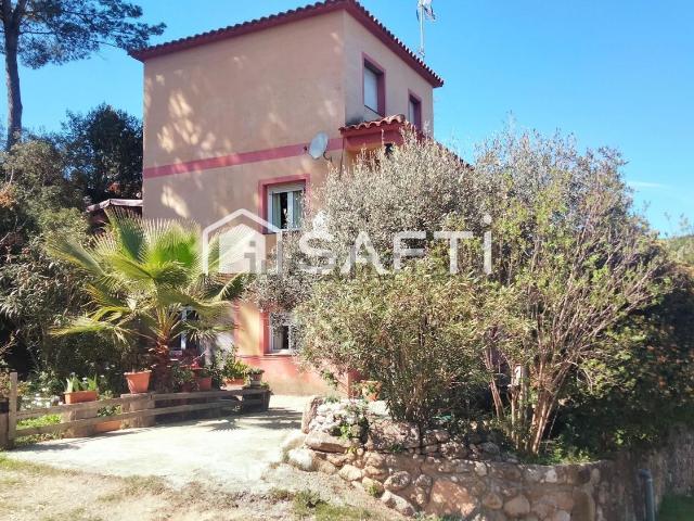 Chalet, Piera