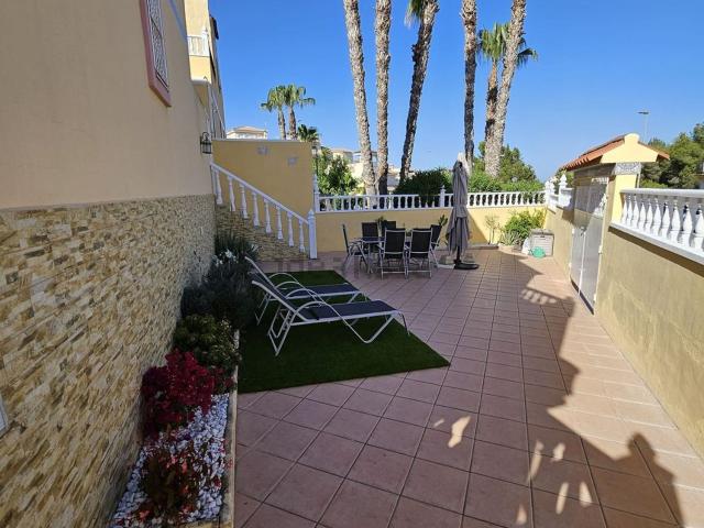 Chalet, Pilar de la Horadada