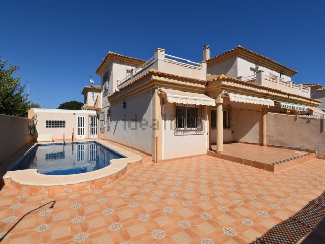 Chalet, Pilar de la Horadada