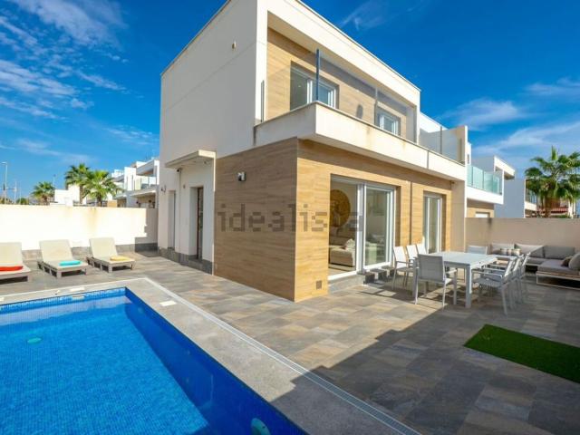Chalet, Pilar de la Horadada