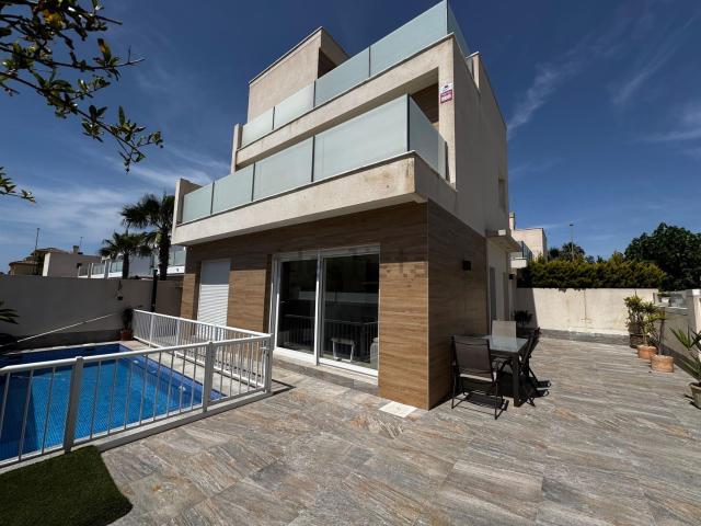 Chalet, Pilar de la Horadada