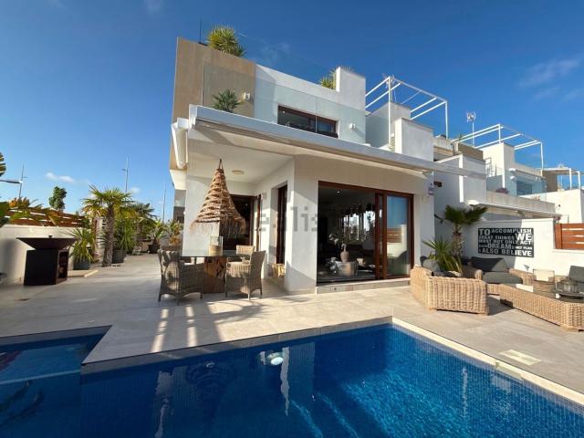 Chalet, Pilar de la Horadada