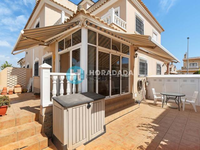 Chalet, Pilar de la Horadada