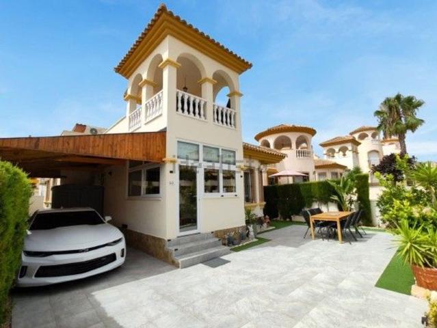 Chalet, Pilar de la Horadada