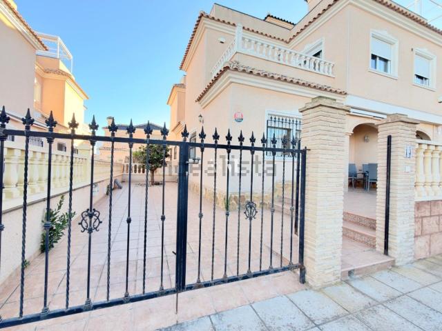 Chalet, Pilar de la Horadada