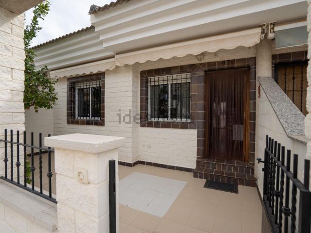 Chalet, Pilar de la Horadada
