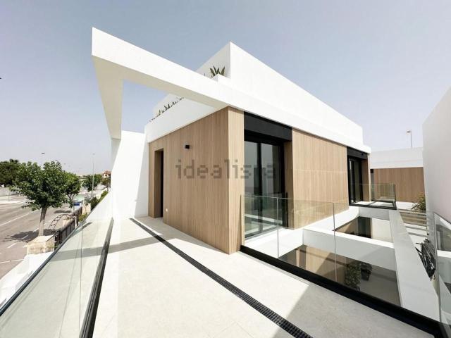Chalet, Pilar de la Horadada