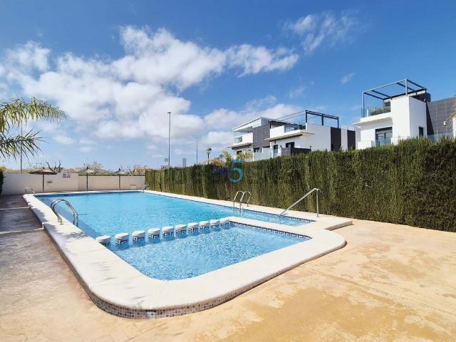 Chalet, Pilar de la Horadada