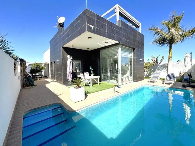 Chalet, Pilar de la Horadada