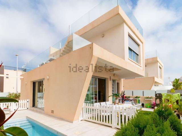 Chalet, Pilar de la Horadada