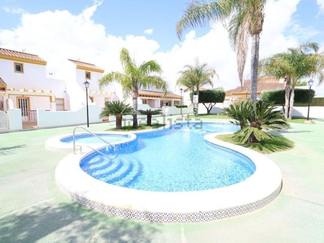 Chalet, Pilar de la Horadada