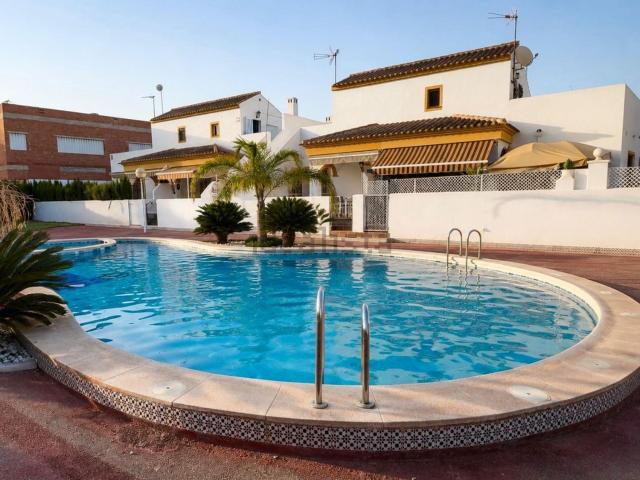 Chalet, Pilar de la Horadada